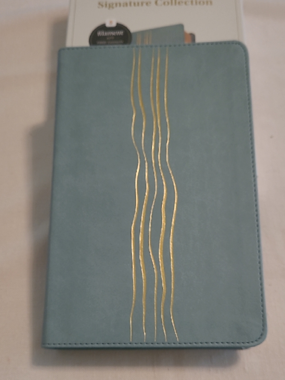 DaySpring Signature Collection Sage Bible - Picture 4 of 4